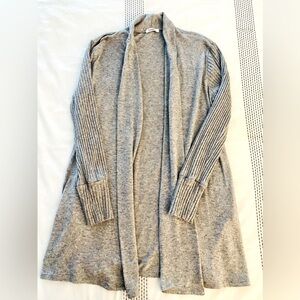 Gee Gee Women’s Open Long Cardigan Sweater in Gray Size Small